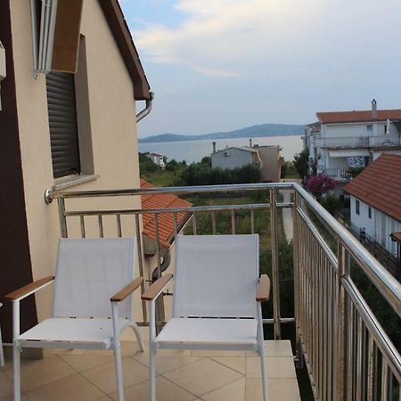 Apartments Helena بيبينيا المظهر الخارجي الصورة