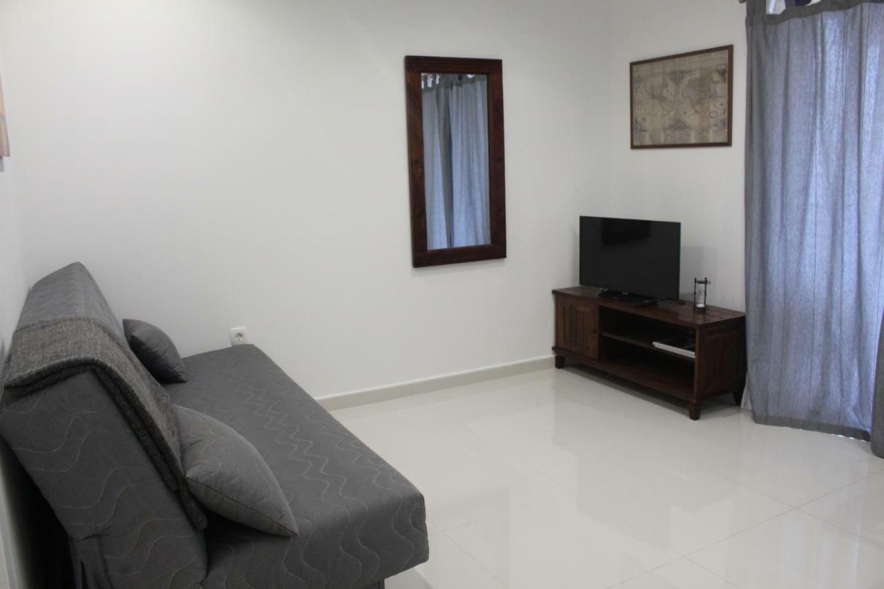 Apartments Helena بيبينيا المظهر الخارجي الصورة