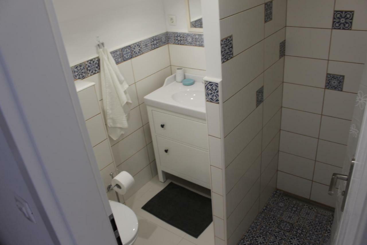 Apartments Helena بيبينيا المظهر الخارجي الصورة