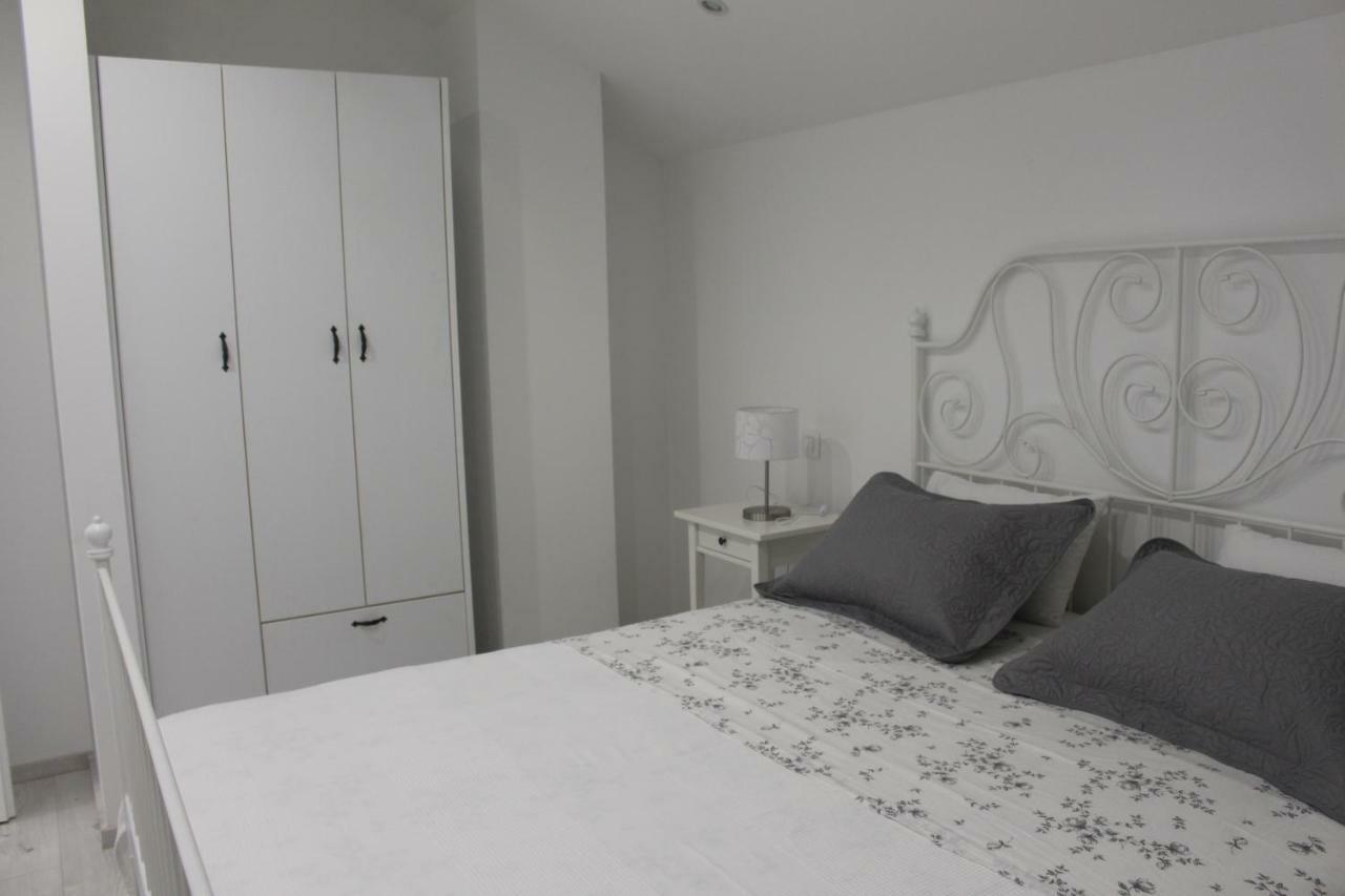 Apartments Helena بيبينيا المظهر الخارجي الصورة