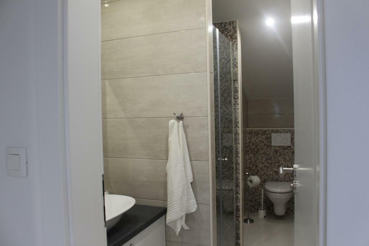 Apartments Helena بيبينيا المظهر الخارجي الصورة