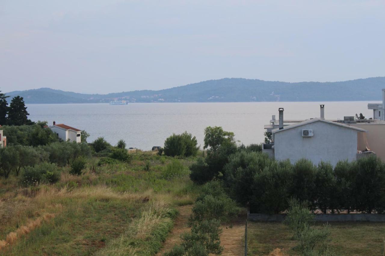 Apartments Helena بيبينيا المظهر الخارجي الصورة